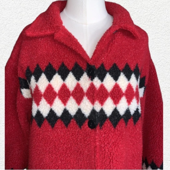 LAVON RED FUZZY CARDIGAN SIZE XL - Picture 4 of 6